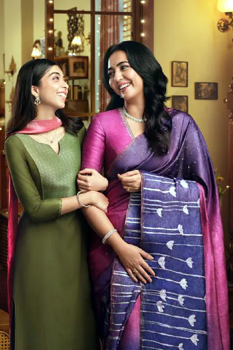 The Global Times | तनाएराचे नवे फेस्टिव्ह कलेक्शन 'मियारा'