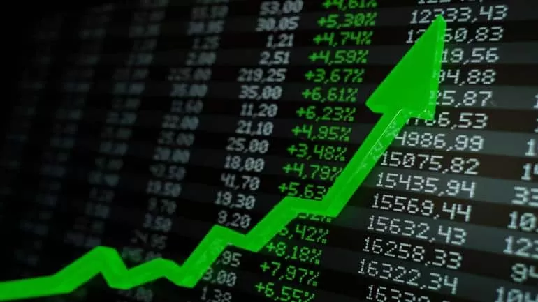 The Global Times | सेन्सेक्स ६९६ अंकांनी वाढले